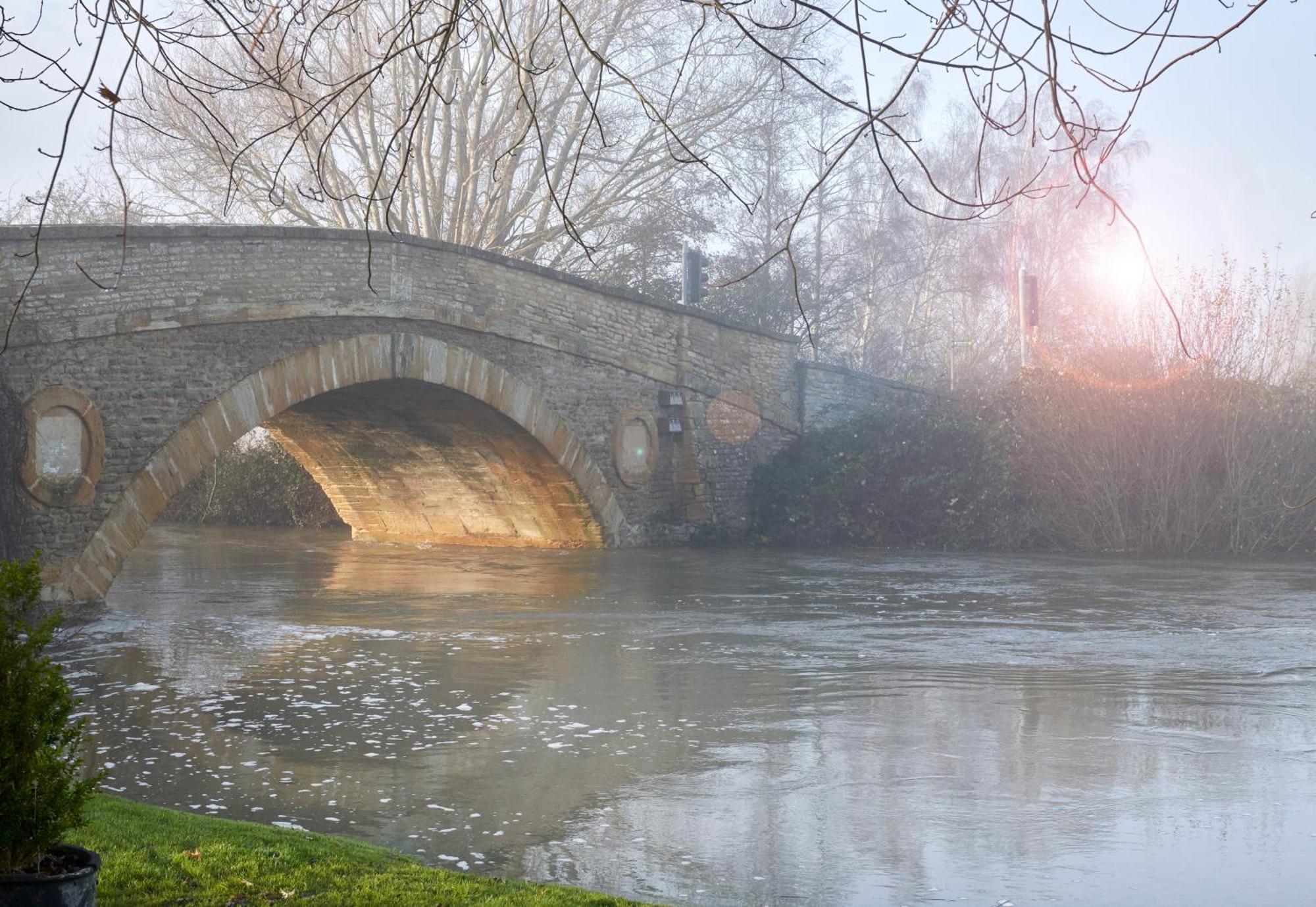 Hotel The Trout At Tadpole Bridge Faringdon Exterior foto