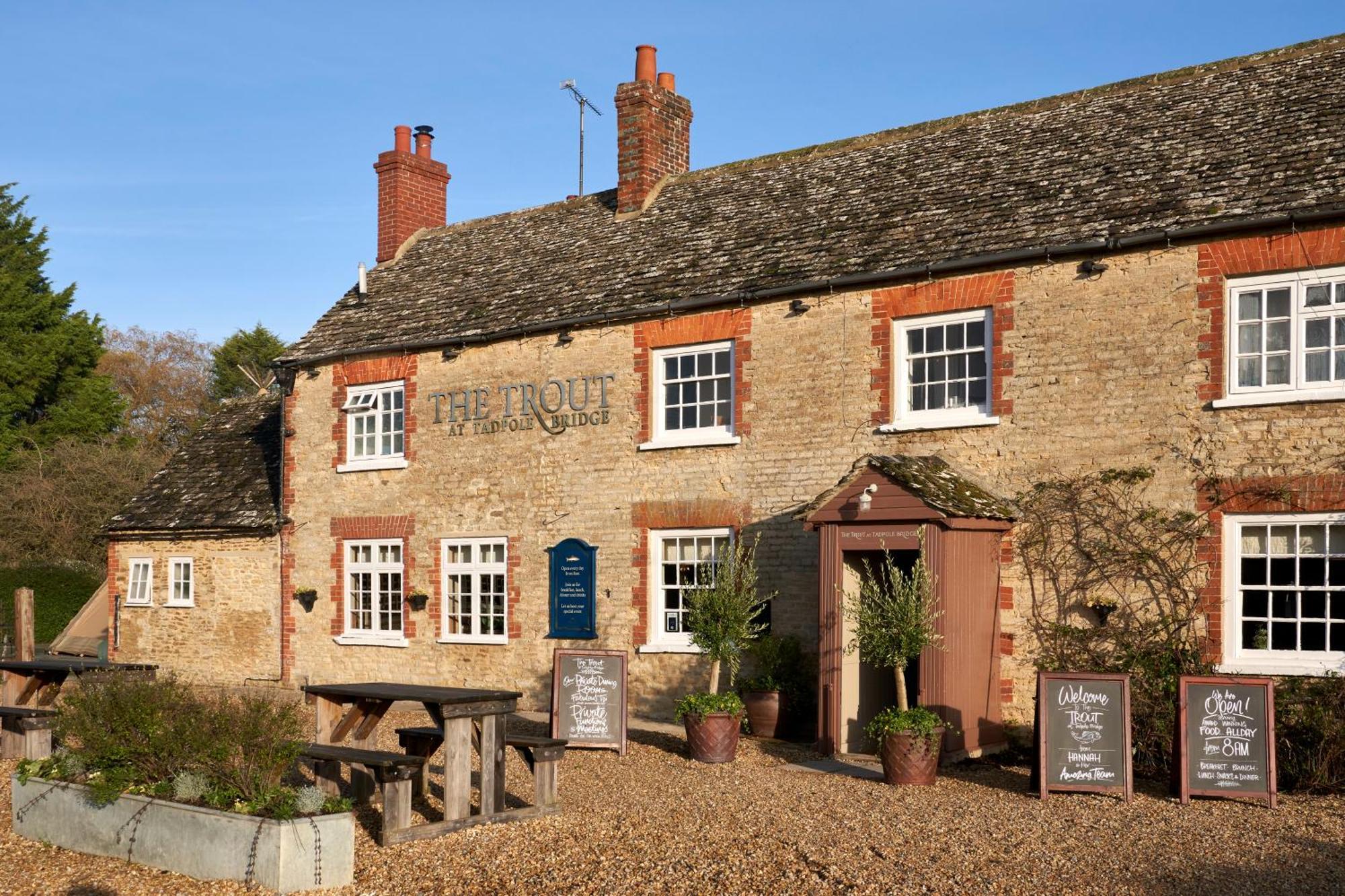 Hotel The Trout At Tadpole Bridge Faringdon Exterior foto